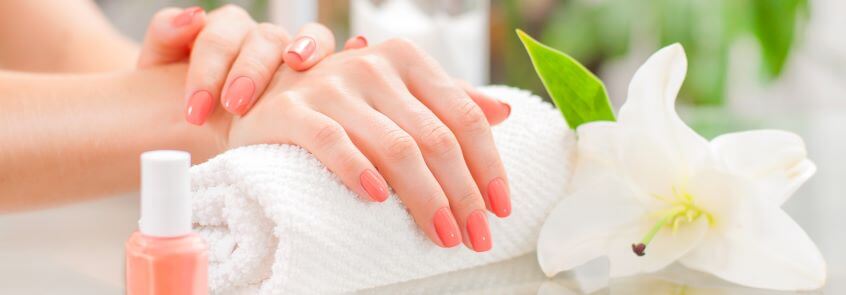 beauty treatments nails