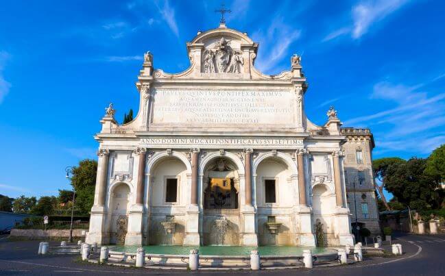 9 Amazing Places In Rome That Most Tourists Never See 6 Fontana dellacqua Paola fountain of water Paola