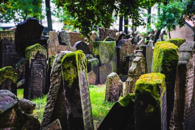 Praha Old Jewish Cemetery