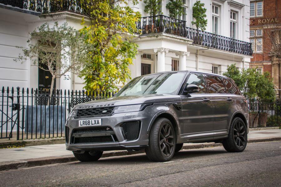 Getting your first SUV: What you should know 2 Range Rover 4x4 SUV
