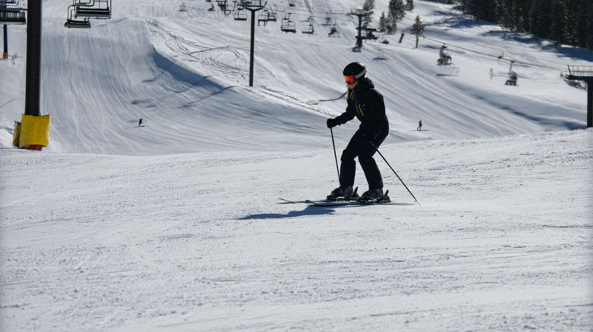 Thinking About a Ski Holiday for the First Time? Here’s What to Know 2 gwen on the slopes standing for first time