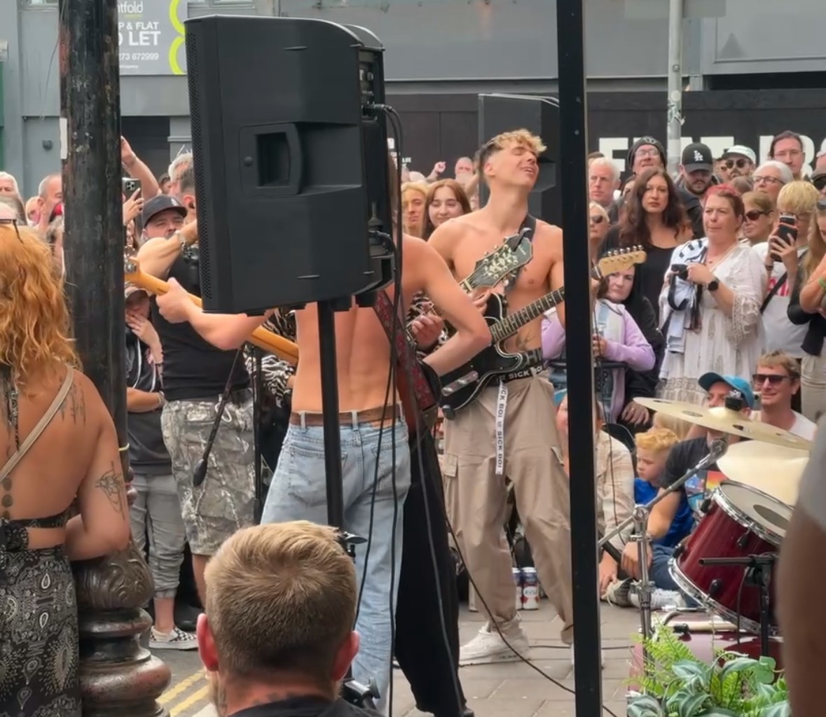 Ren and the big Push perform in brighton on the August Bank Holiday weekend